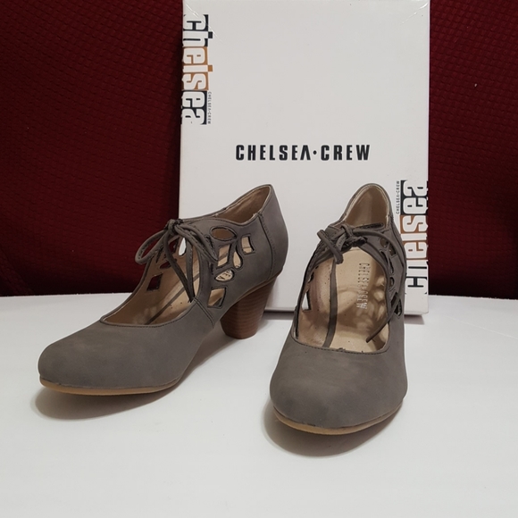 Chelsea Crew Vinny Cutout Pump Taupe - Picture 7 of 10